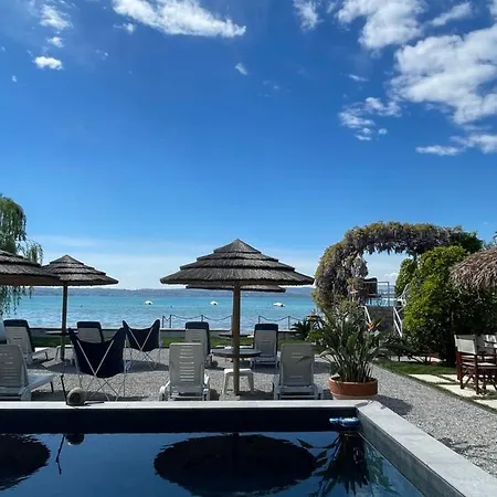 Le Petit Du Lac 3* Sirmione