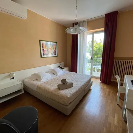 Le Petit Du Lac Bed & Breakfast